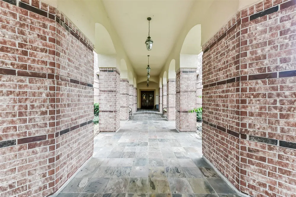 2815 Kings Crossing Drive #319 Kingwood, TX 77345