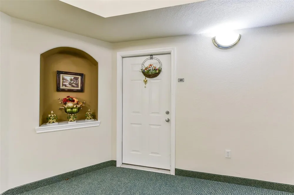 2815 Kings Crossing Drive #319 Kingwood, TX 77345