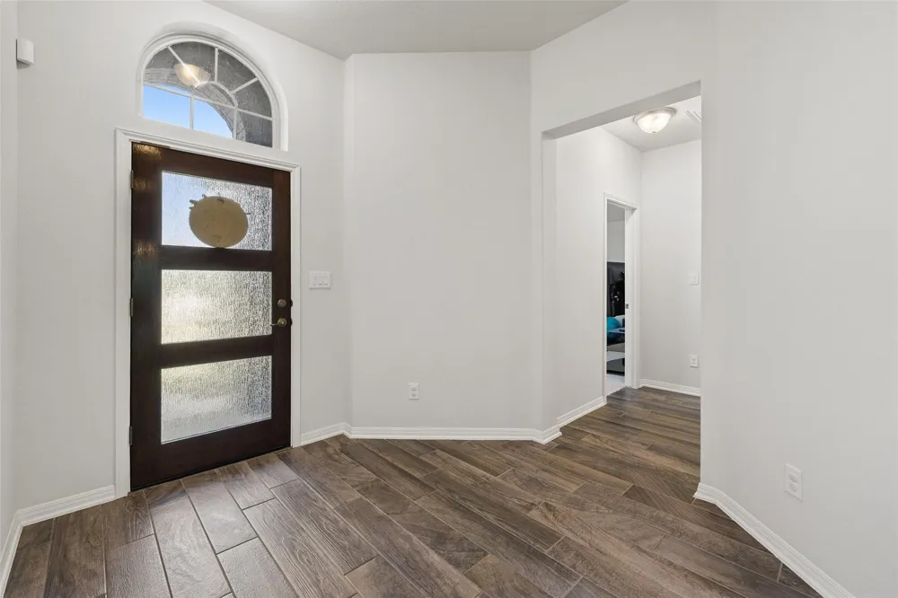 301 Double Eagle Ranch Drive Cedar Creek, TX 78612