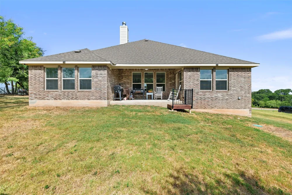 301 Double Eagle Ranch Drive Cedar Creek, TX 78612