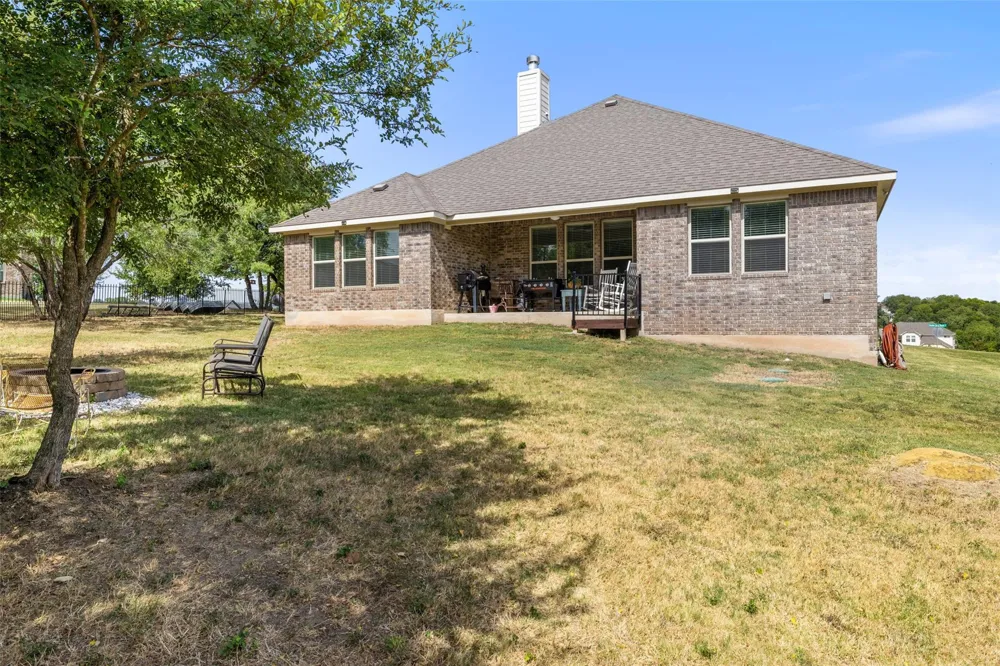 301 Double Eagle Ranch Drive Cedar Creek, TX 78612