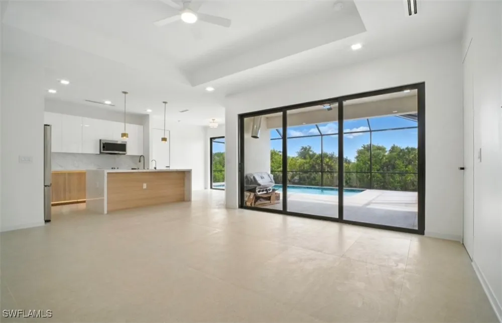 E Allamanda Circle Port Charlotte, FL 33981