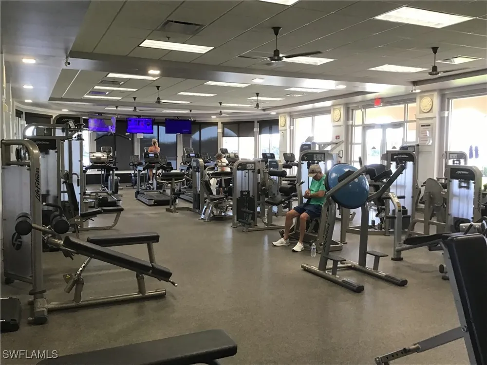 Salerno Court Naples, FL 34114