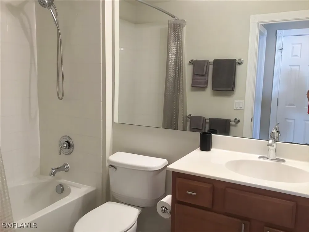 Salerno Court Naples, FL 34114