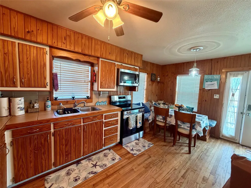 26390 Fm 457 Bay City, TX 77414