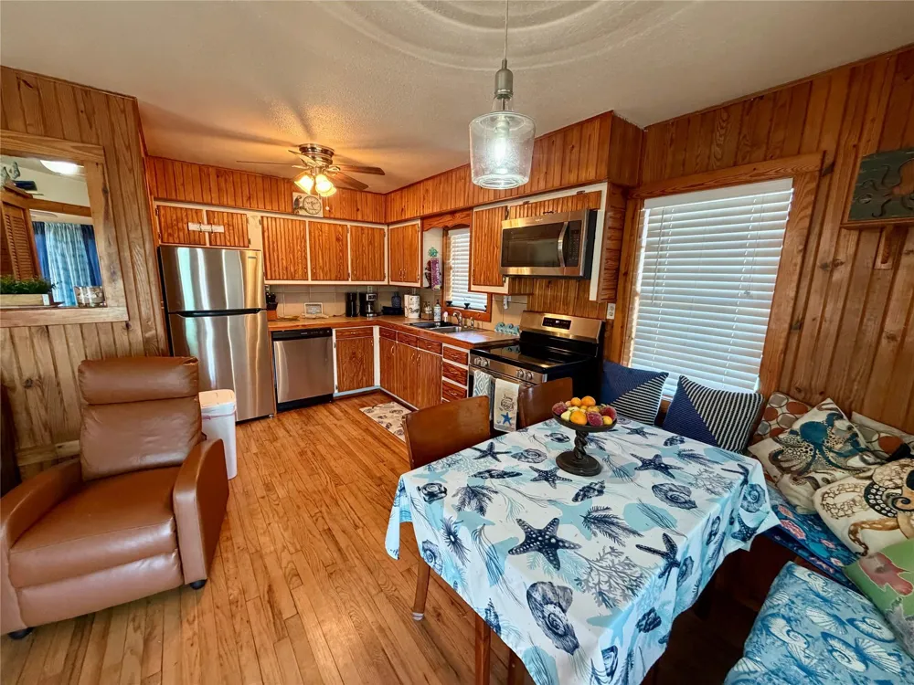 26390 Fm 457 Bay City, TX 77414