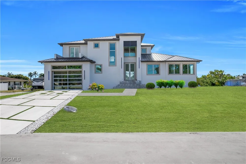 Cascade Way North Fort Myers, FL 33901