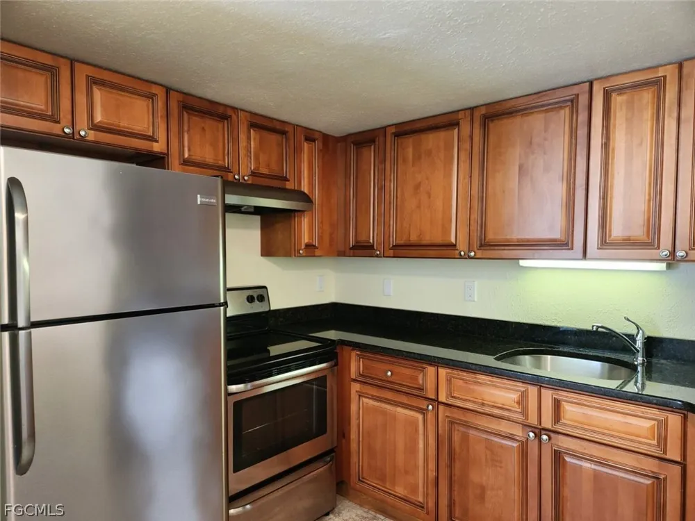 Royalston Avenue #105 Fort Myers, FL 33916
