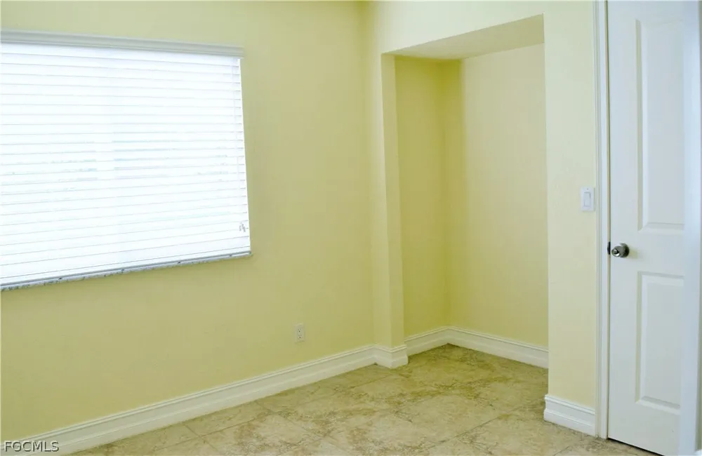 Royalston Avenue #105 Fort Myers, FL 33916