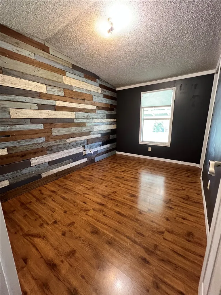 186 County Road 161 Alice, TX 78332