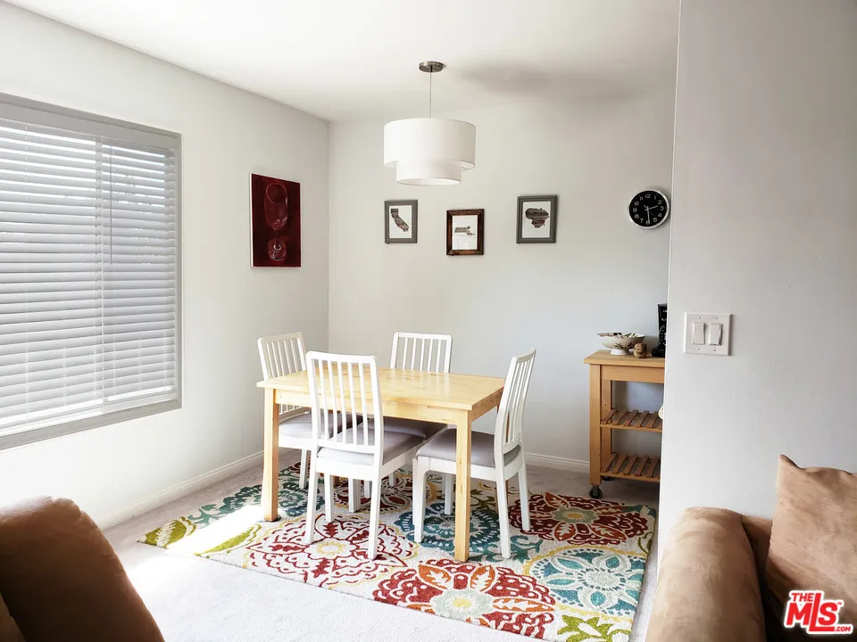 2002 4TH STREET #312 Santa Monica, CA 90405