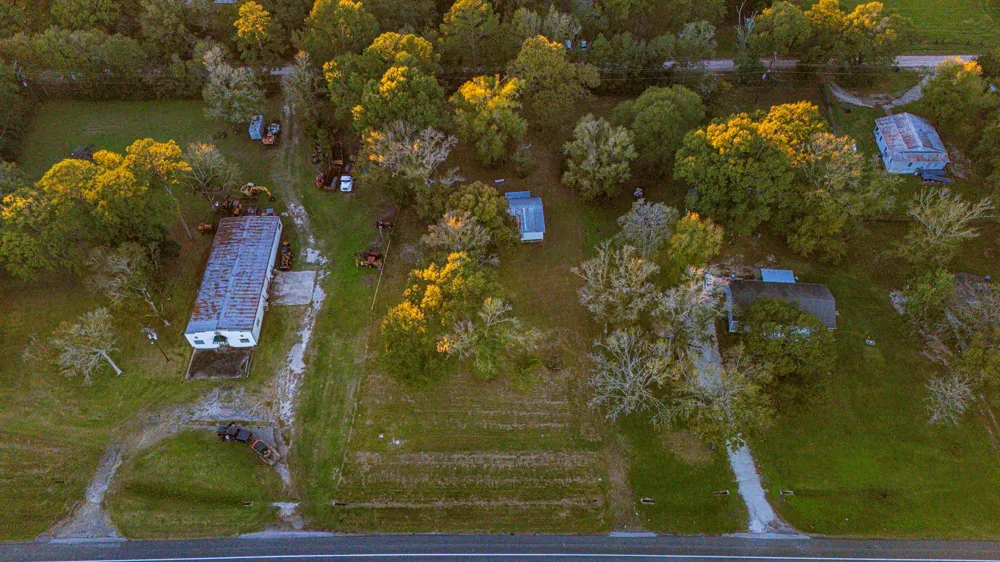 17325 Us Highway 59 Moscow, TX 75960