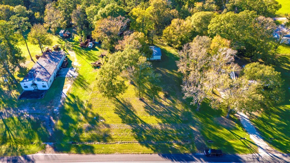 17325 Us Highway 59 Moscow, TX 75960