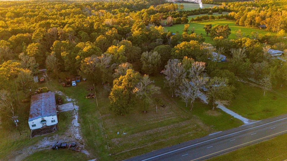 17325 Us Highway 59 Moscow, TX 75960