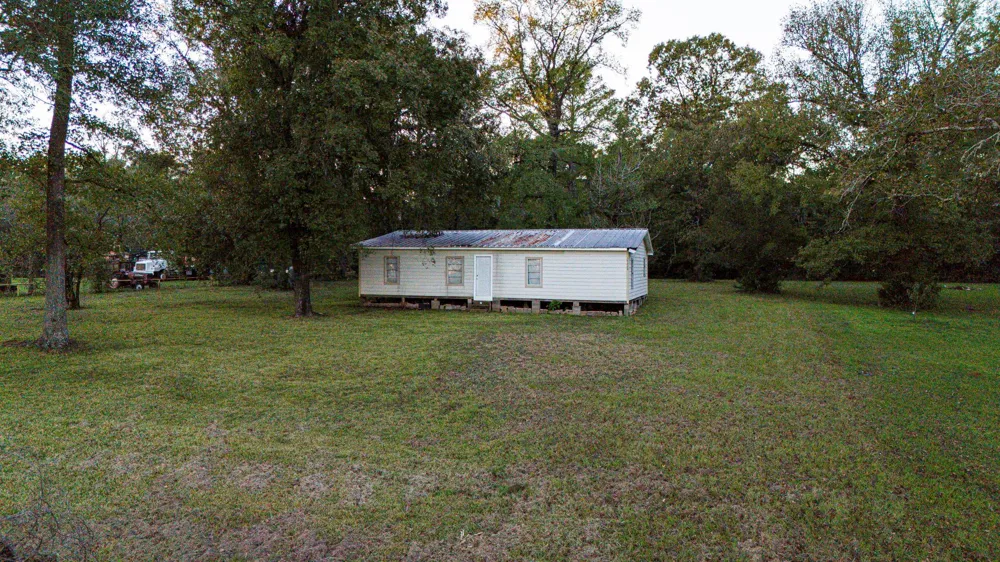 17325 Us Highway 59 Moscow, TX 75960