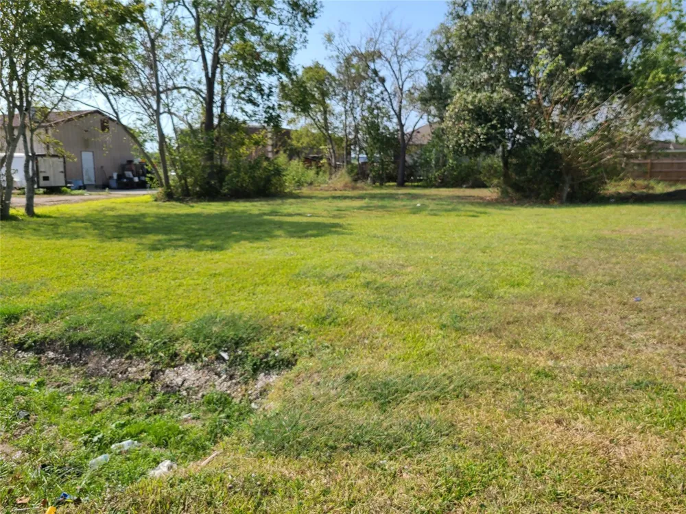 339 Hemphill Texas City, TX 77591