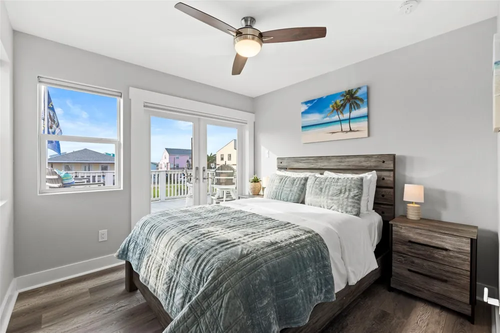 16710 Tahiti Way Jamaica Beach, TX 77554
