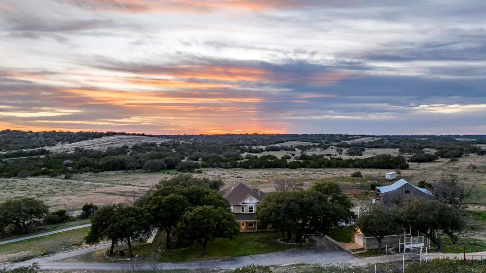 Deberry Lane Sonora, TX 76950