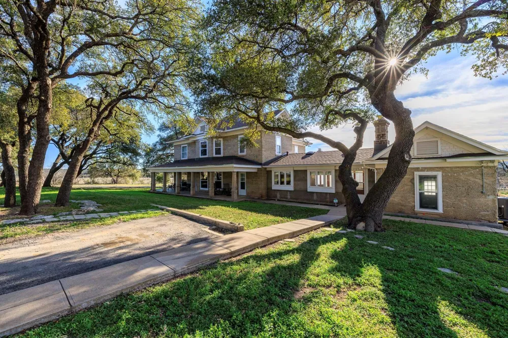 Deberry Lane Sonora, TX 76950