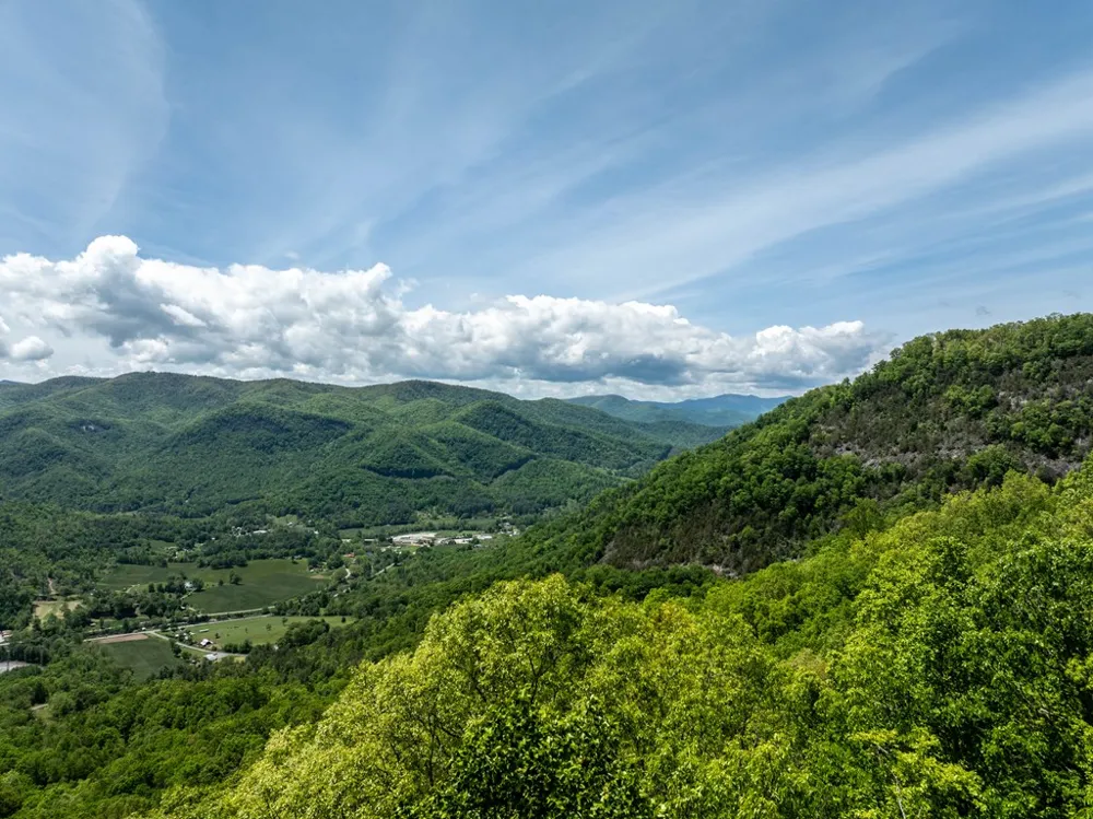 Woodring Cemetery Road Tuckasegee, NC 28783