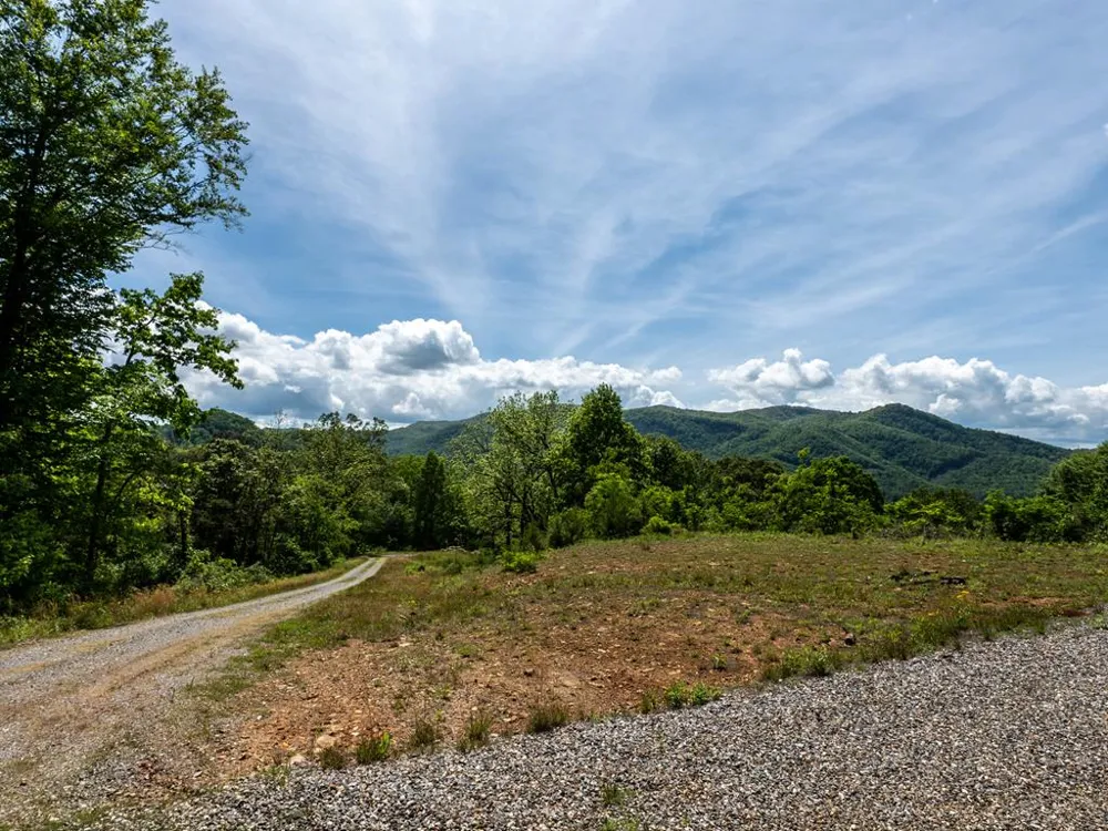 Woodring Cemetery Road Tuckasegee, NC 28783