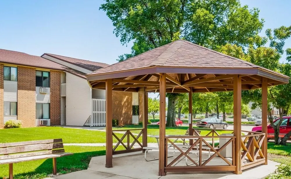 1425 N 11th Ave E, Ia Newton, IA 50208