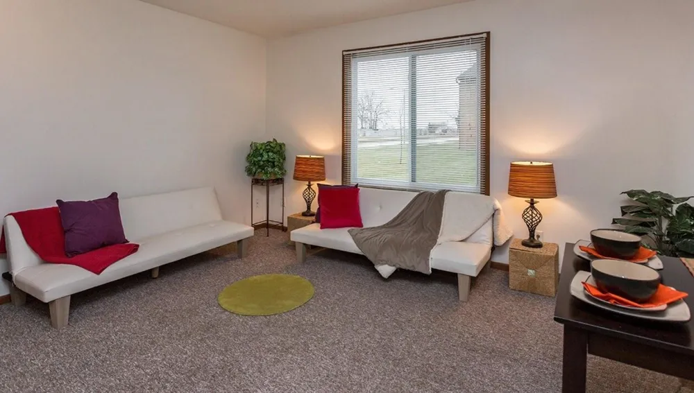 1425 N 11th Ave E, Ia Newton, IA 50208