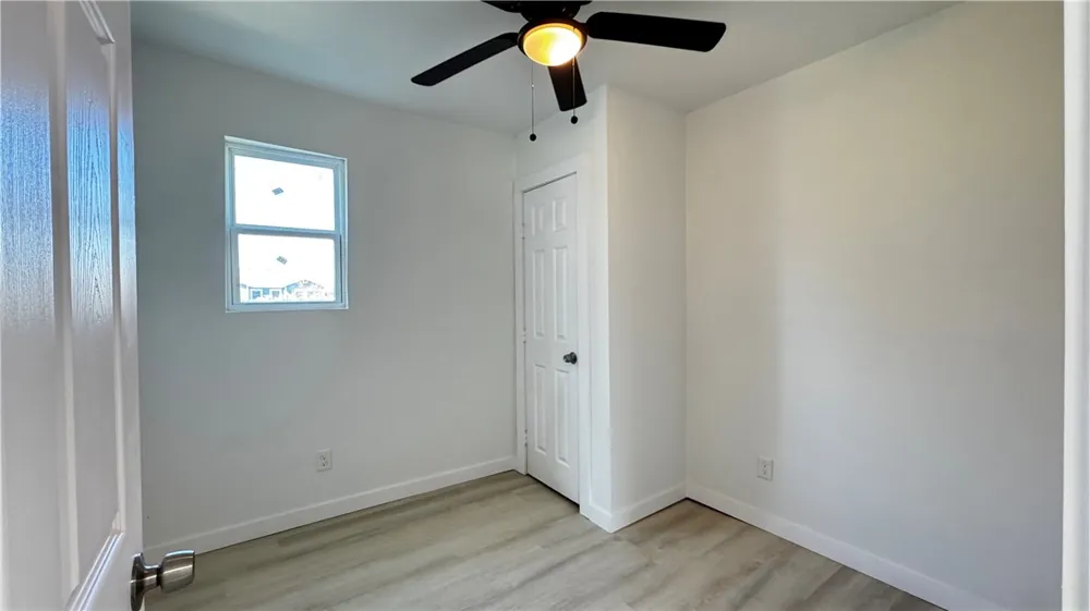 1513 10th Street #1 Corpus Christi, TX 78404