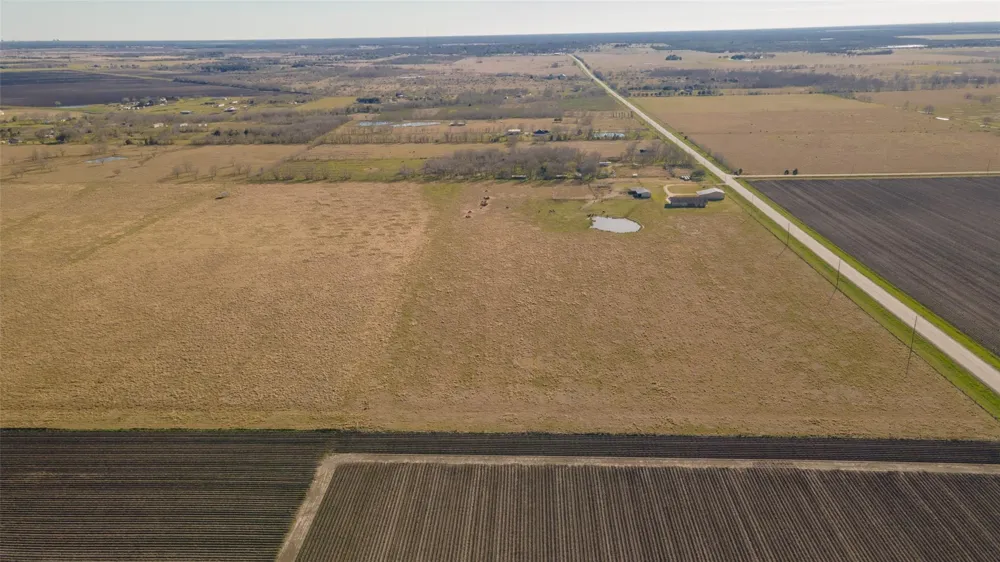3 Fm 1462 Road Damon, TX 77430
