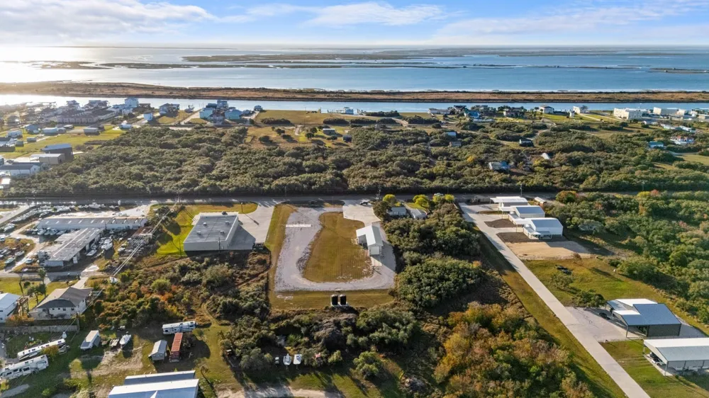 2000 W Adams Avenue Port O Connor, TX 77982