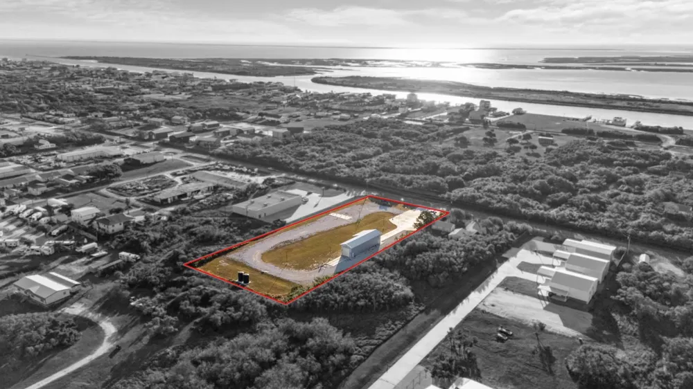 2000 W Adams Avenue Port O Connor, TX 77982