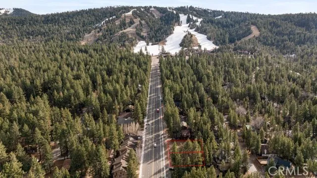 570 Summit Big Bear Lake, CA 92315