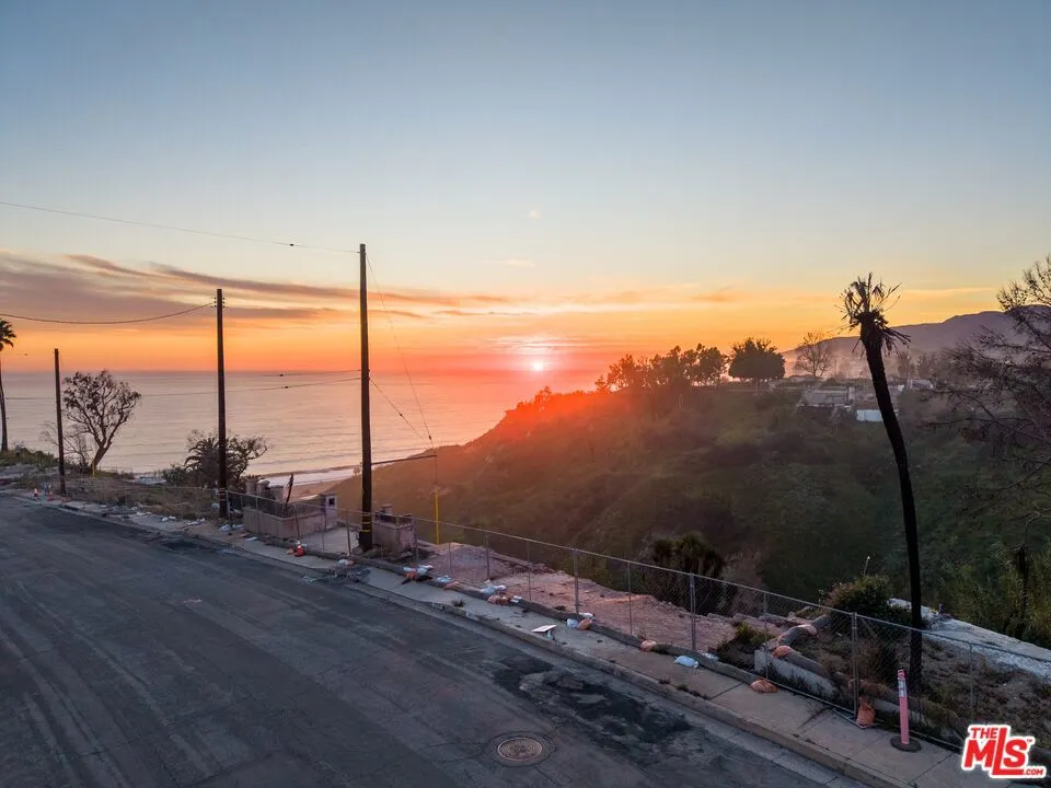 429 Puerto Del Mar Pacific Palisades, CA 90272