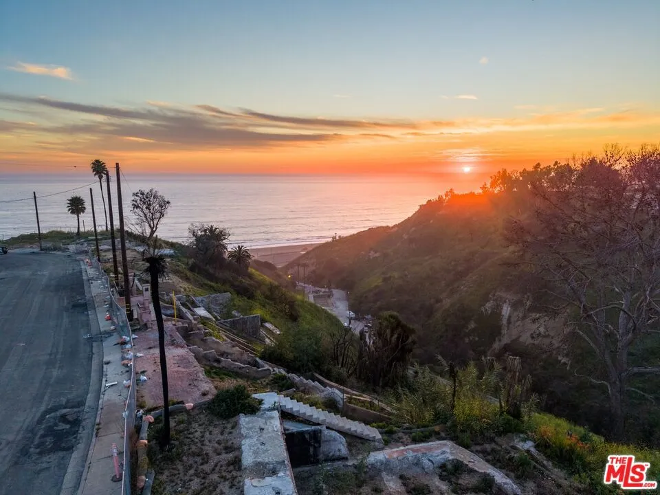 429 Puerto Del Mar Pacific Palisades, CA 90272