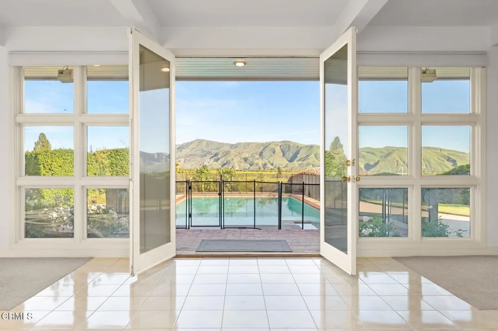 13922 Foothill Road Santa Paula, CA 93060