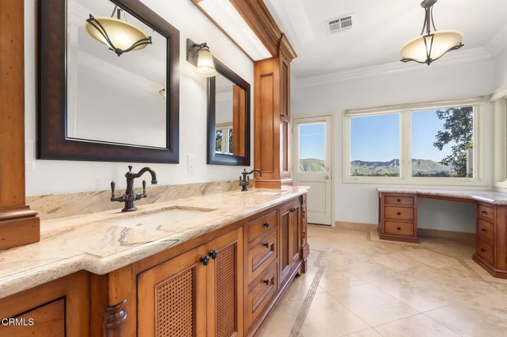 13922 Foothill Road Santa Paula, CA 93060