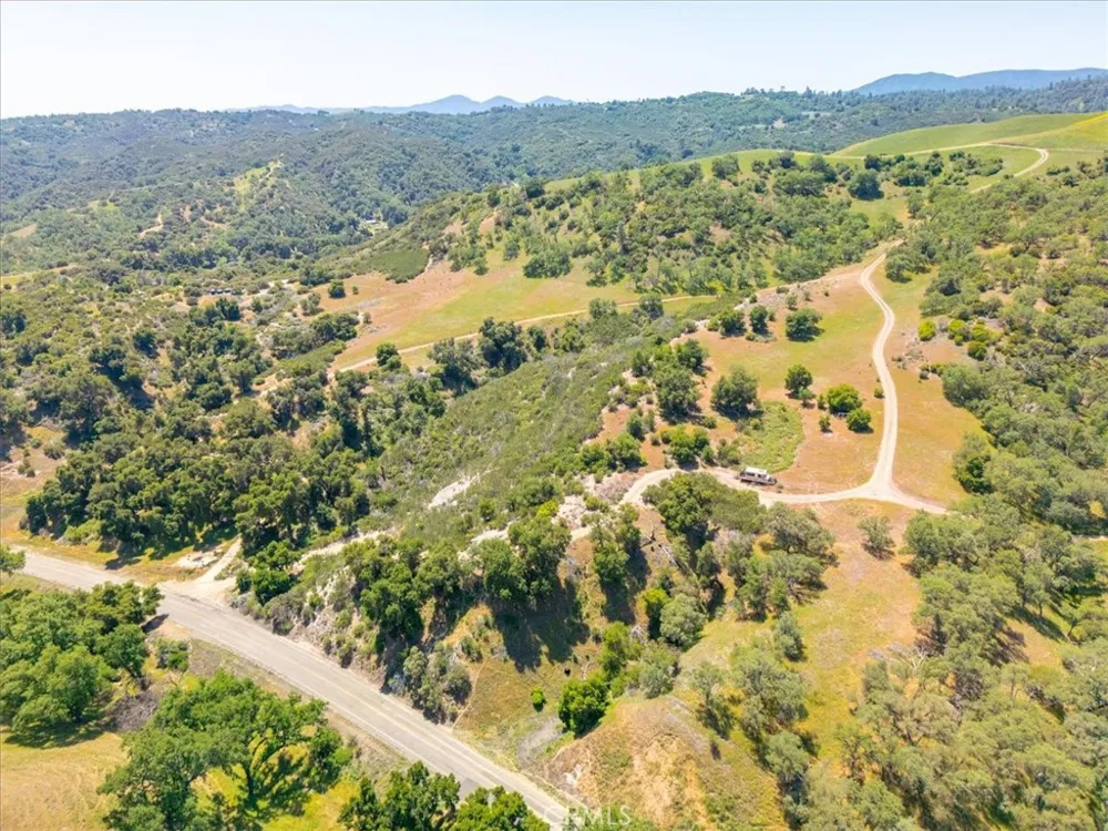 74650 Interlake Bradley, CA 93426