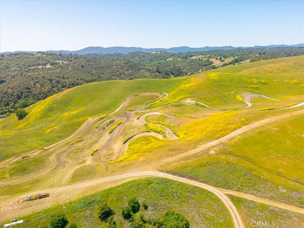 74650 Interlake Bradley, CA 93426