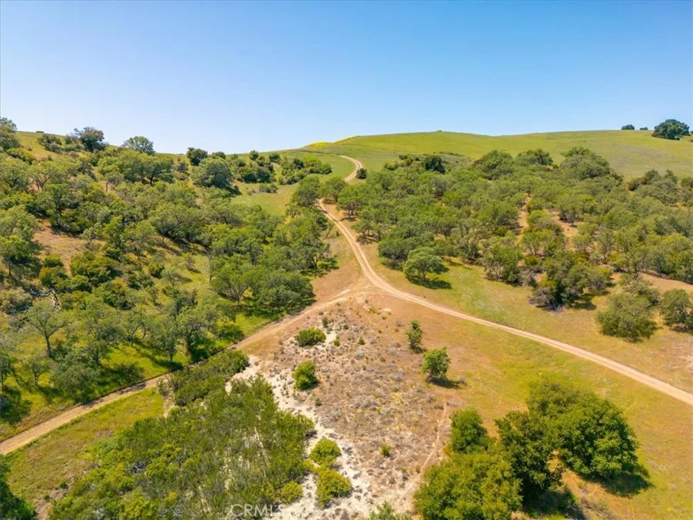 74650 Interlake Bradley, CA 93426