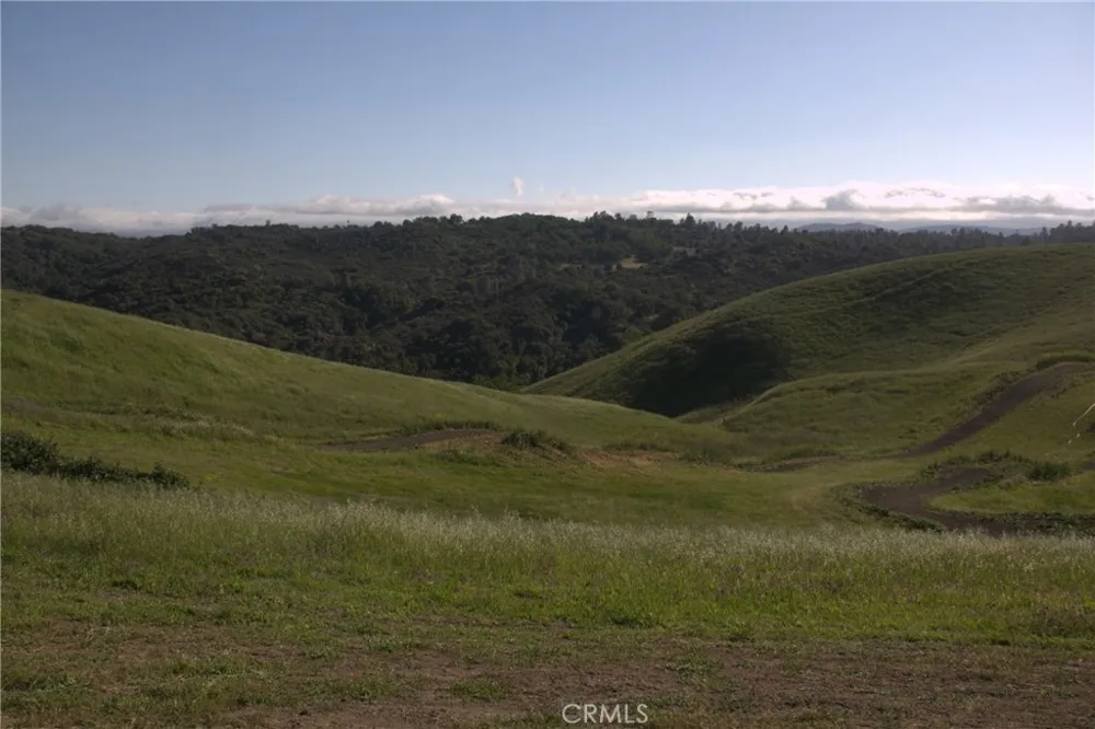 74650 Interlake Bradley, CA 93426