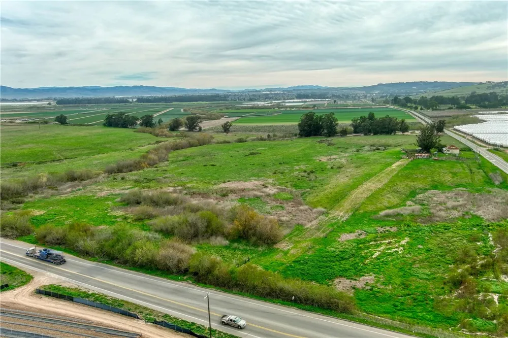 31 Cabrillo Highway Santa Maria, CA 93455