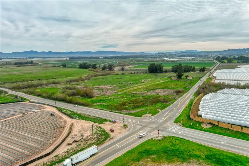 31 Cabrillo Highway Santa Maria, CA 93455