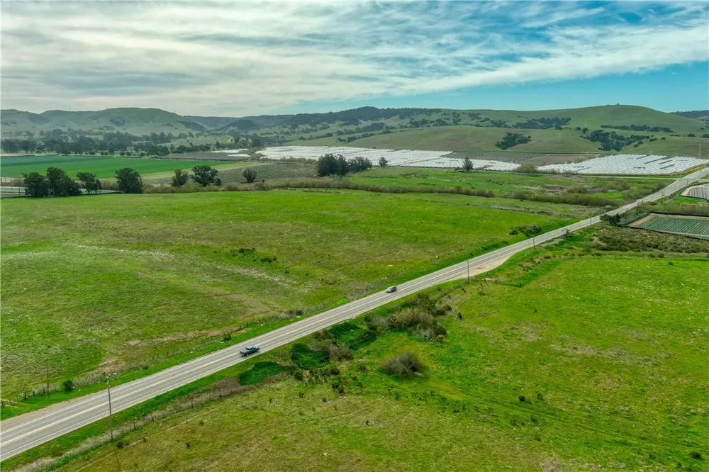 31 Cabrillo Highway Santa Maria, CA 93455