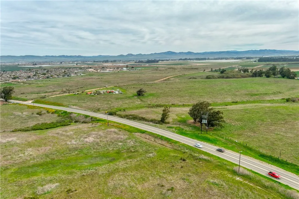 31 Cabrillo Highway Santa Maria, CA 93455