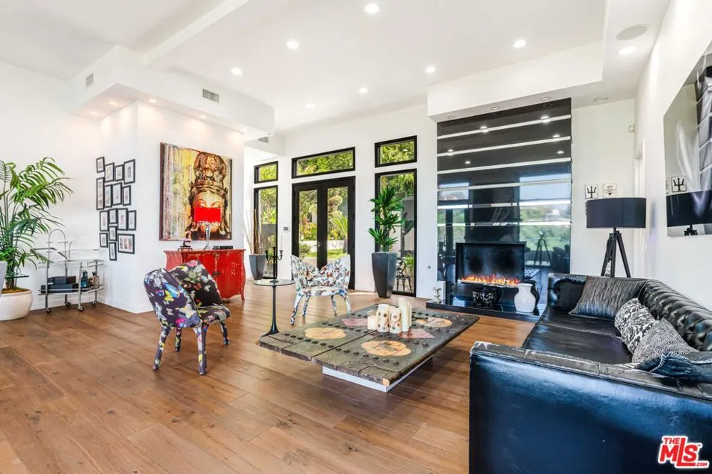 1441 Summitridge Drive Beverly Hills, CA 90210