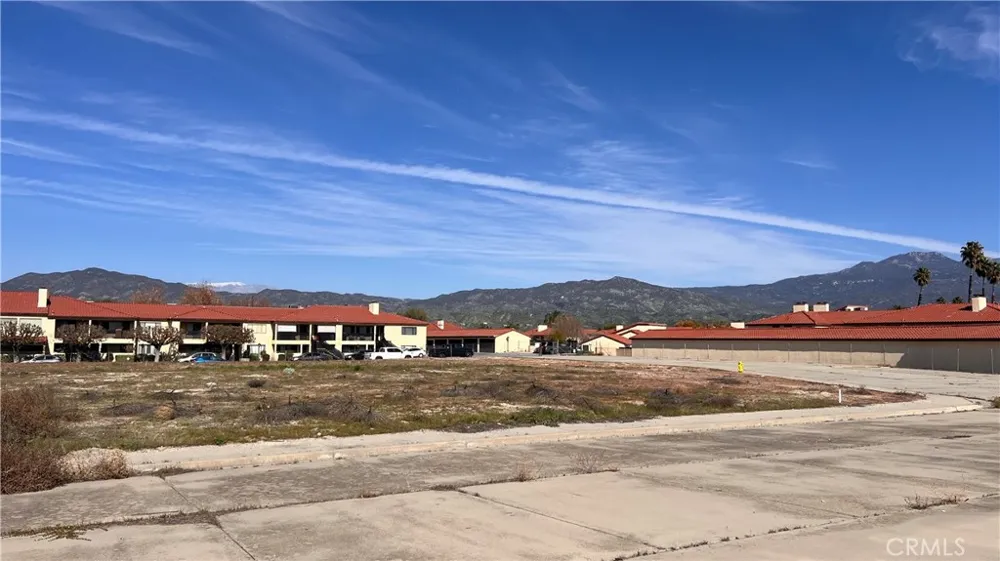 43125 Andrade Hemet, CA 92544