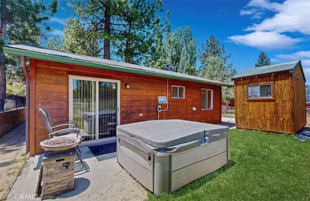 665 Metcalf Big Bear Lake, CA 92315