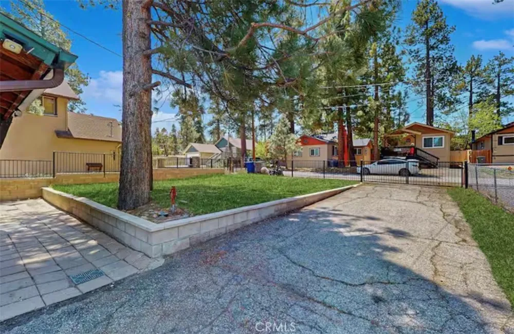665 Metcalf Big Bear Lake, CA 92315