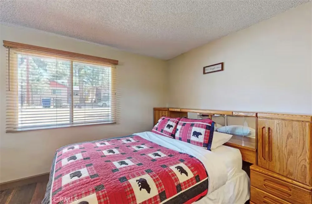 665 Metcalf Big Bear Lake, CA 92315