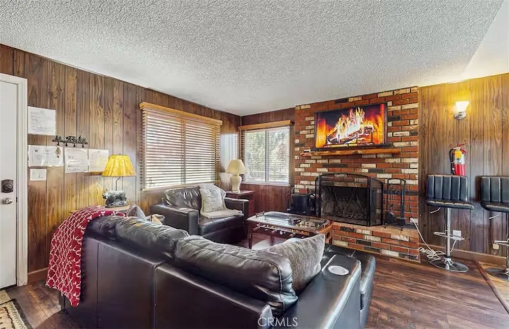 665 Metcalf Big Bear Lake, CA 92315
